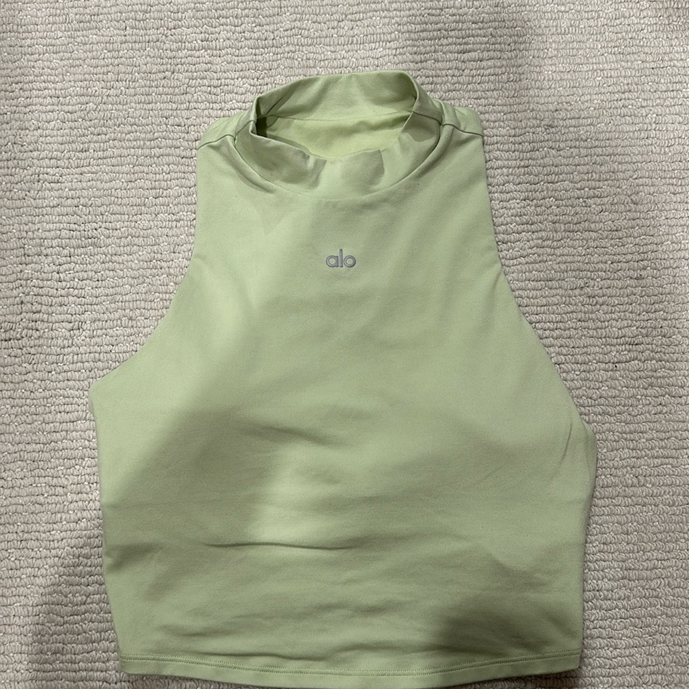 Alo yoga top